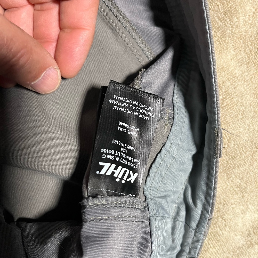 Kuhl Radikl Long Shorts, 38 (sized 36) - Picture 5 of 8